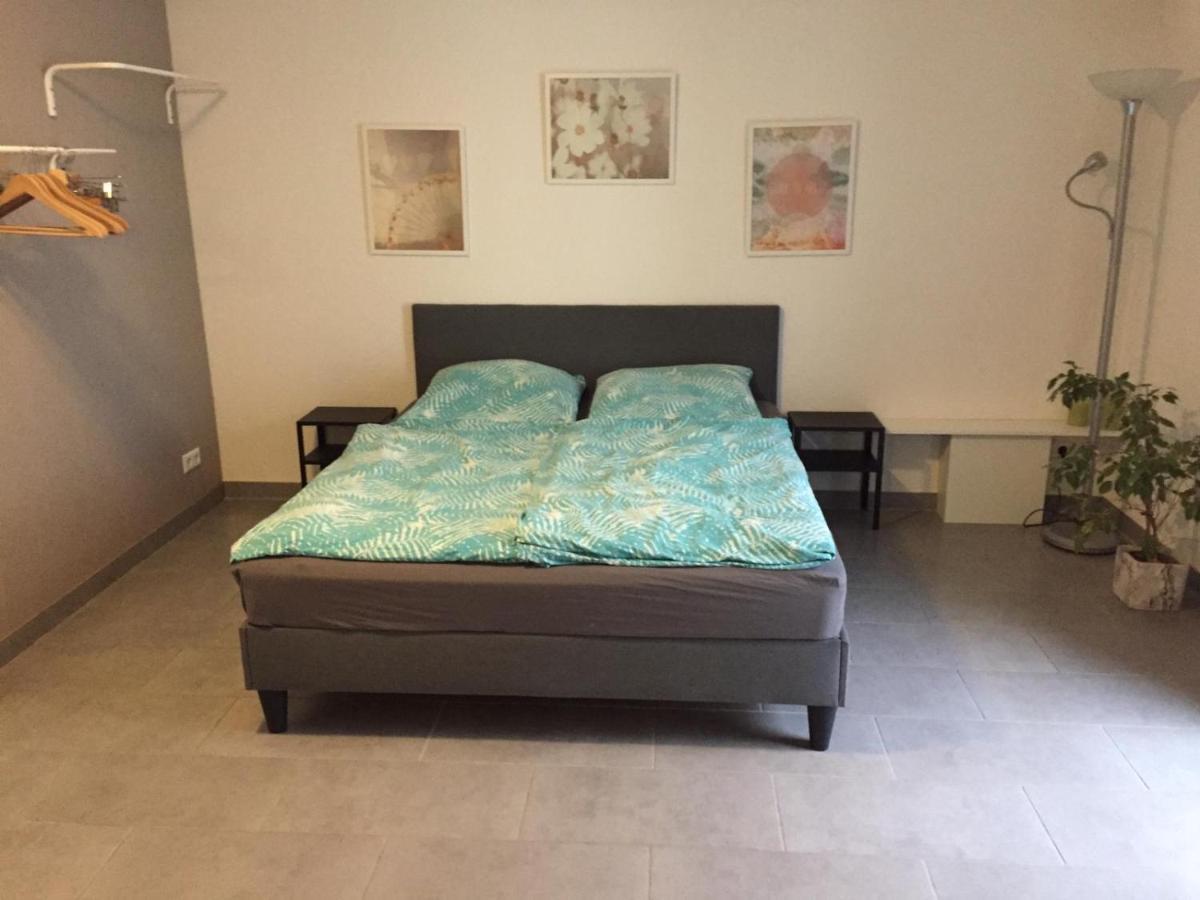 Gemütliches Apartment nahe Porsche Weissach  Exterior foto